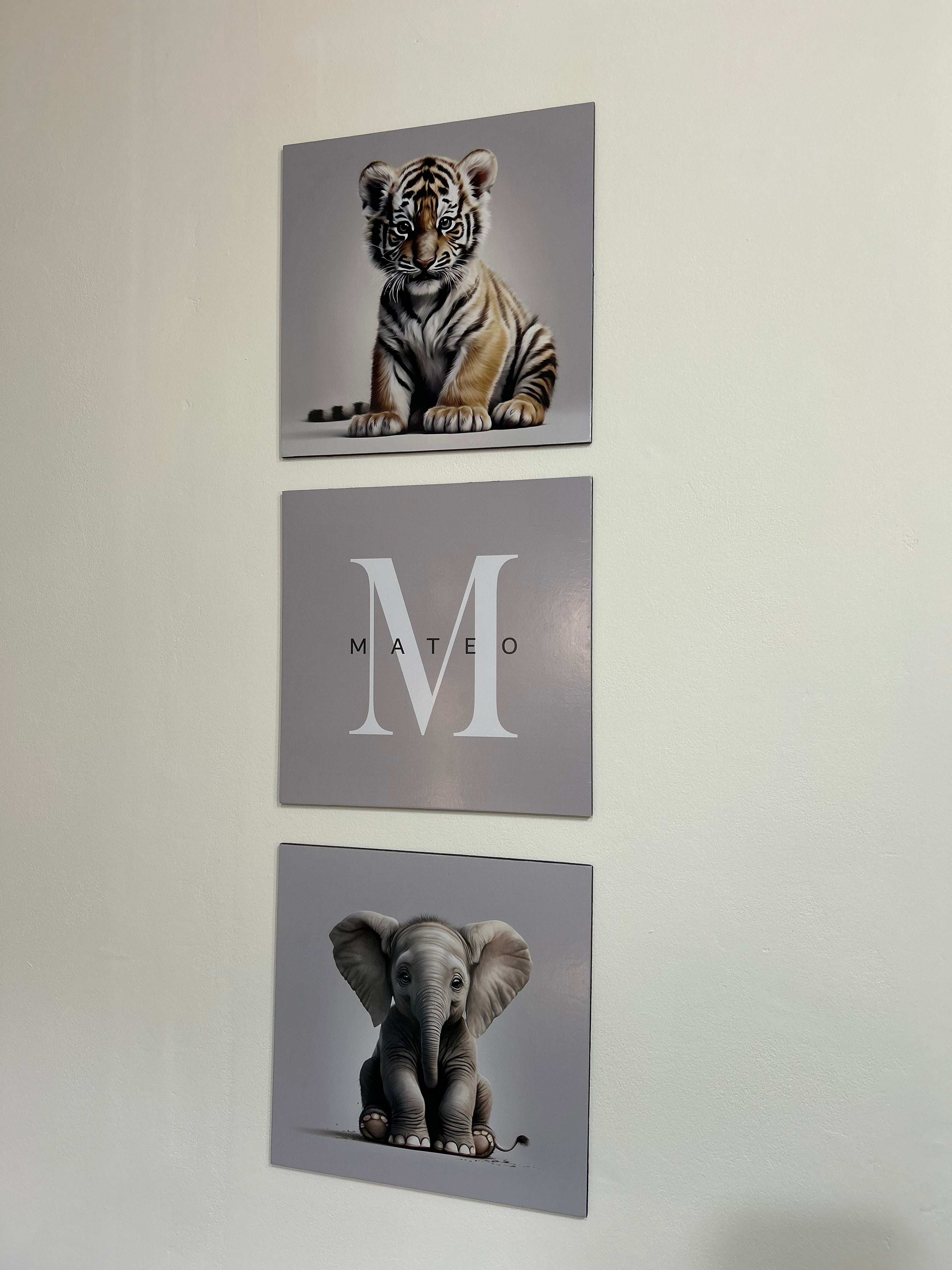 Set Infantil con Nombre Personalizado (Tigre y Elefante)