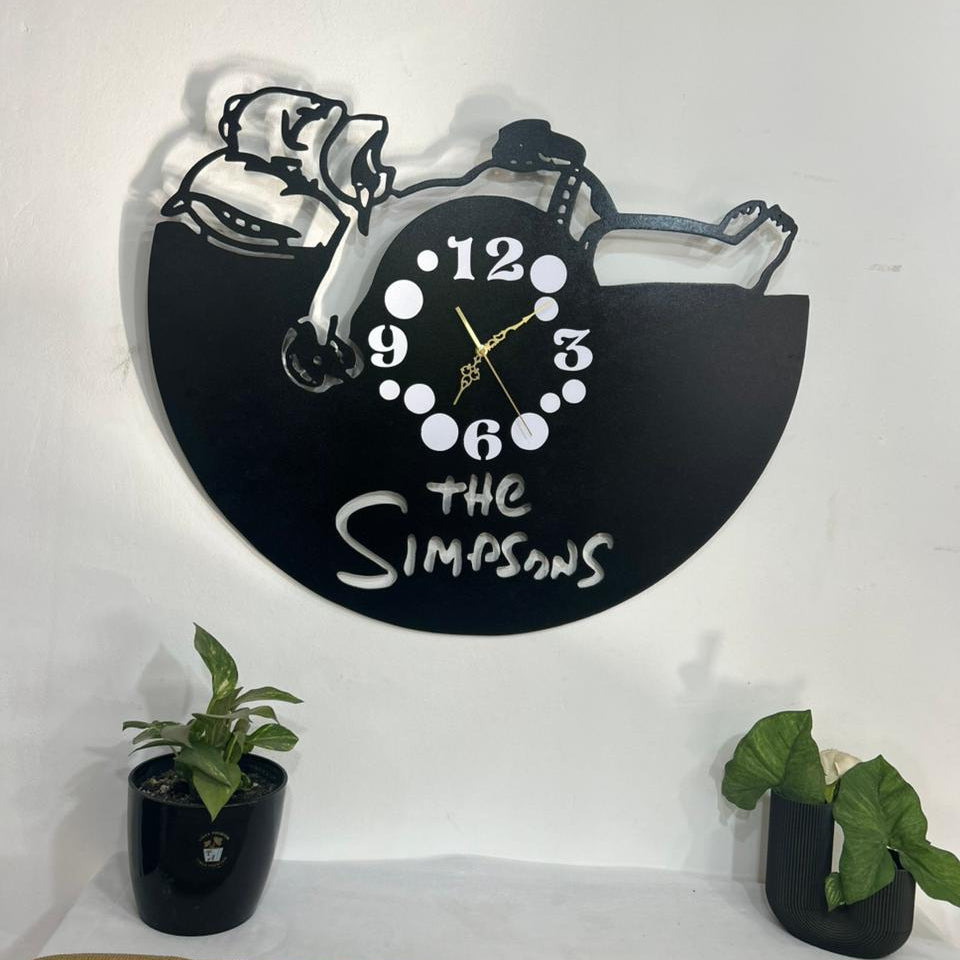 Homero Acostado + Reloj