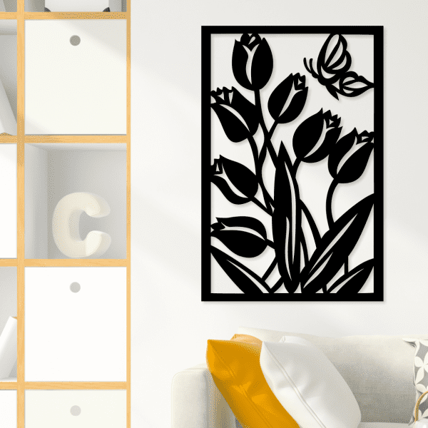 cuadro de tulipa con mariposa volando 40 x 60 cm