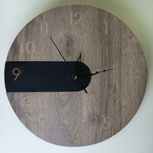 reloj moderno y minimalista
